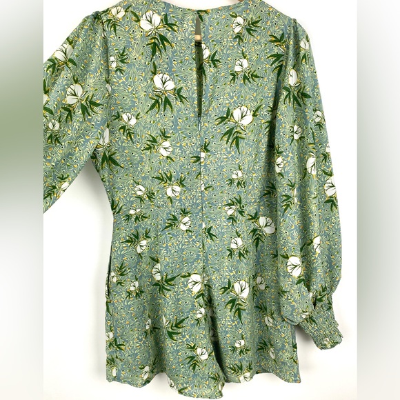 Velvet Oak Floral Romper - Picture 8 of 11